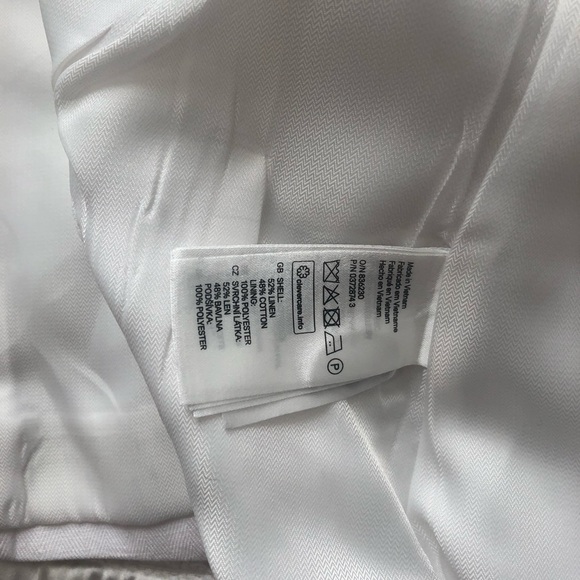 White Blazer with Black Detailing - Picture 6 of 9